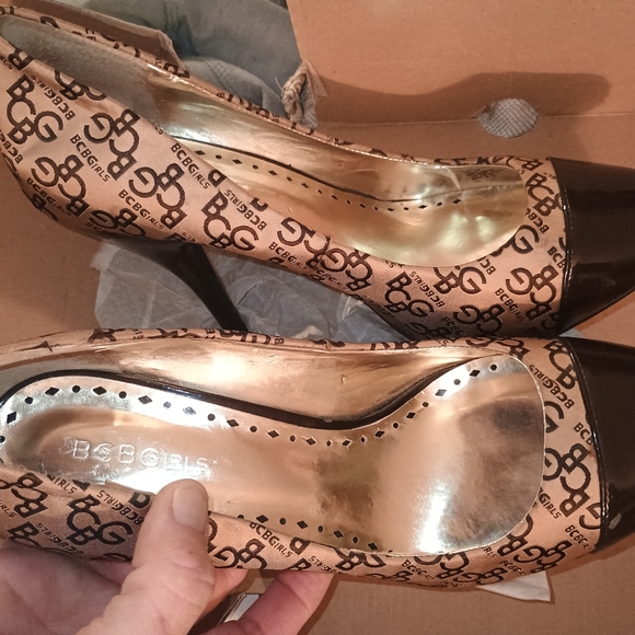 BCBG Girls Brown Heels - Picture 5 of 12
